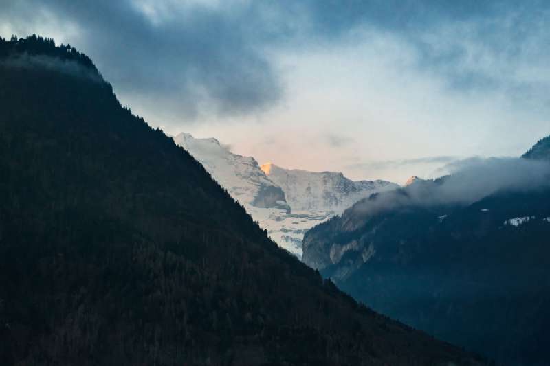 La Suisse en hiver : bien plus que le ski