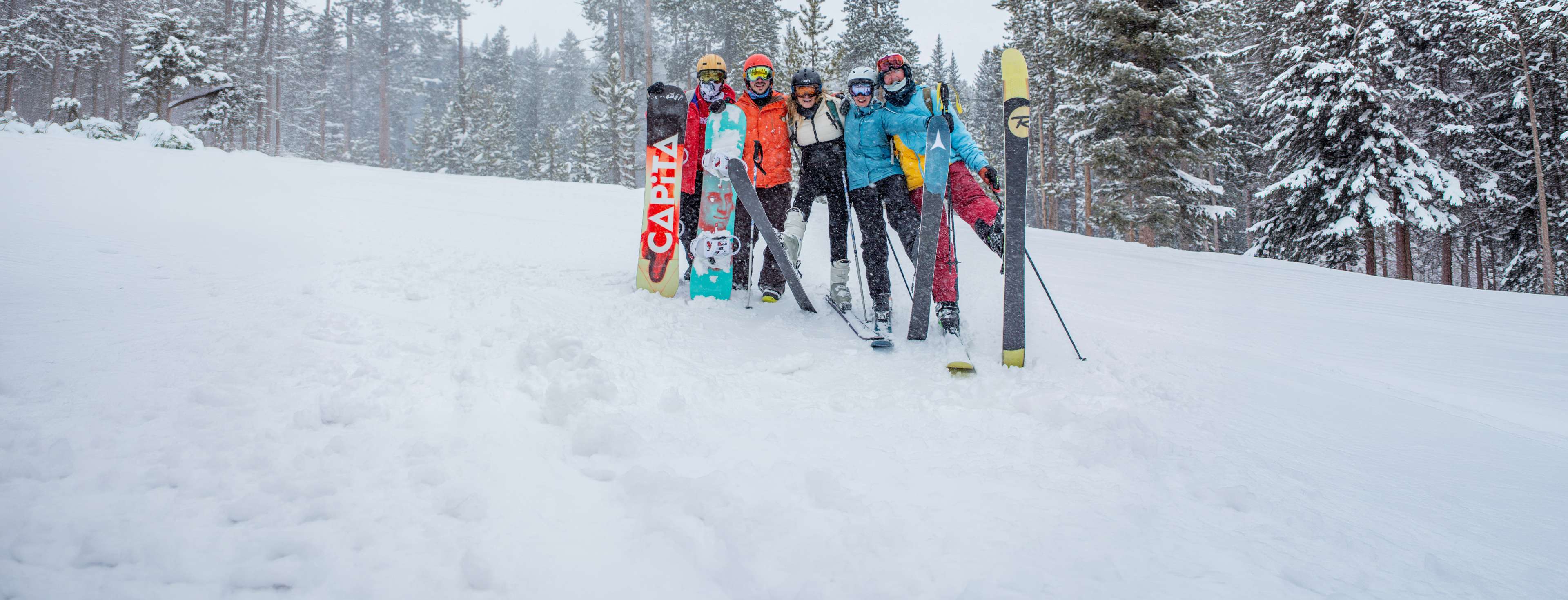 Le ski ou le snowboard pour les débutants : les 5 conseils de Margot
